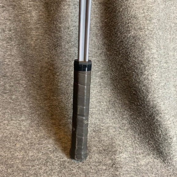 Light Ace Black Tennis Racket - Picture 8 of 9